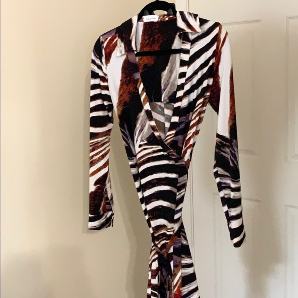 Calvin Klein Animal print full wrap dress